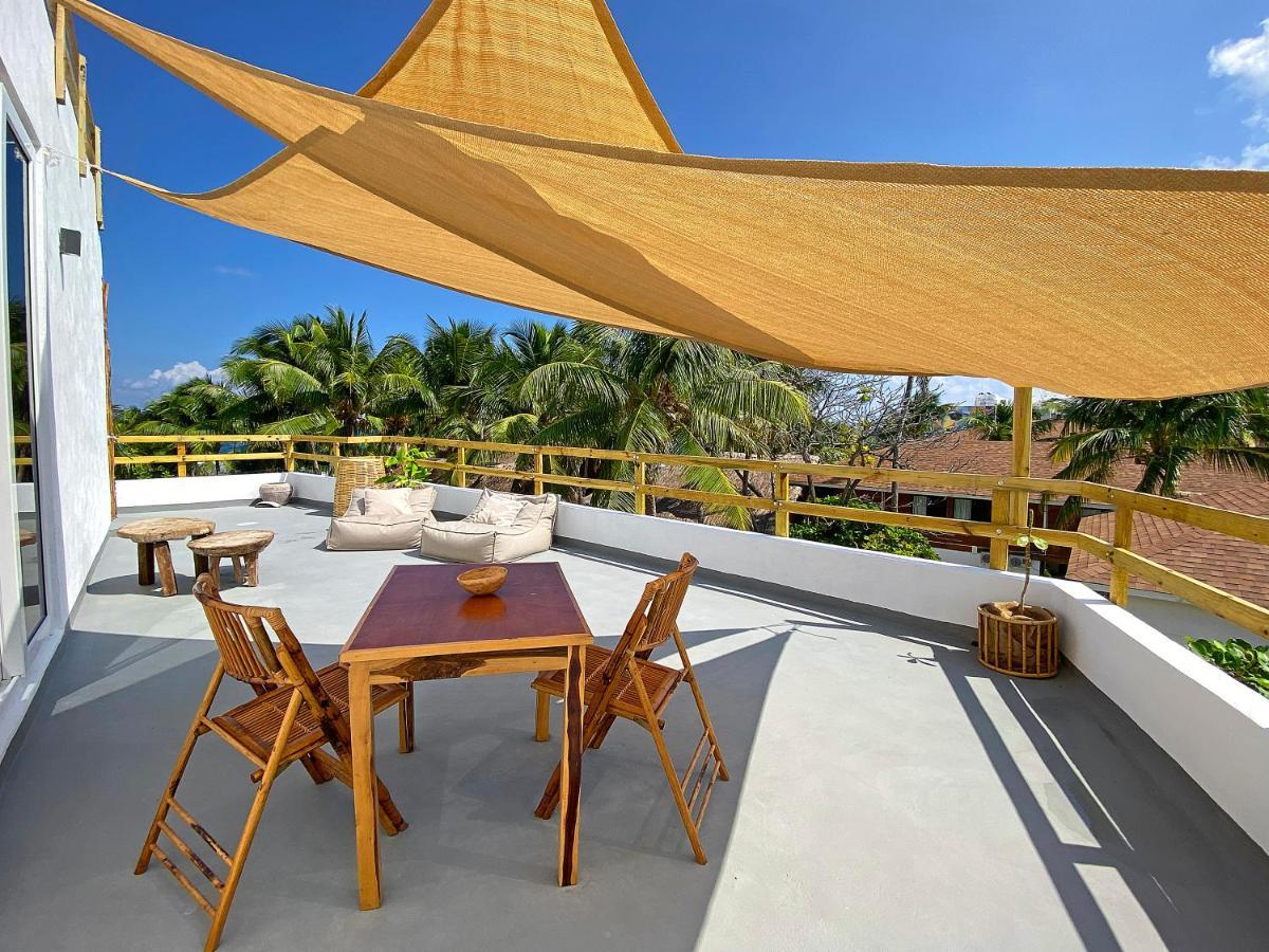 Casa Alkimia Town Hotel Isla Mujeres Exterior photo